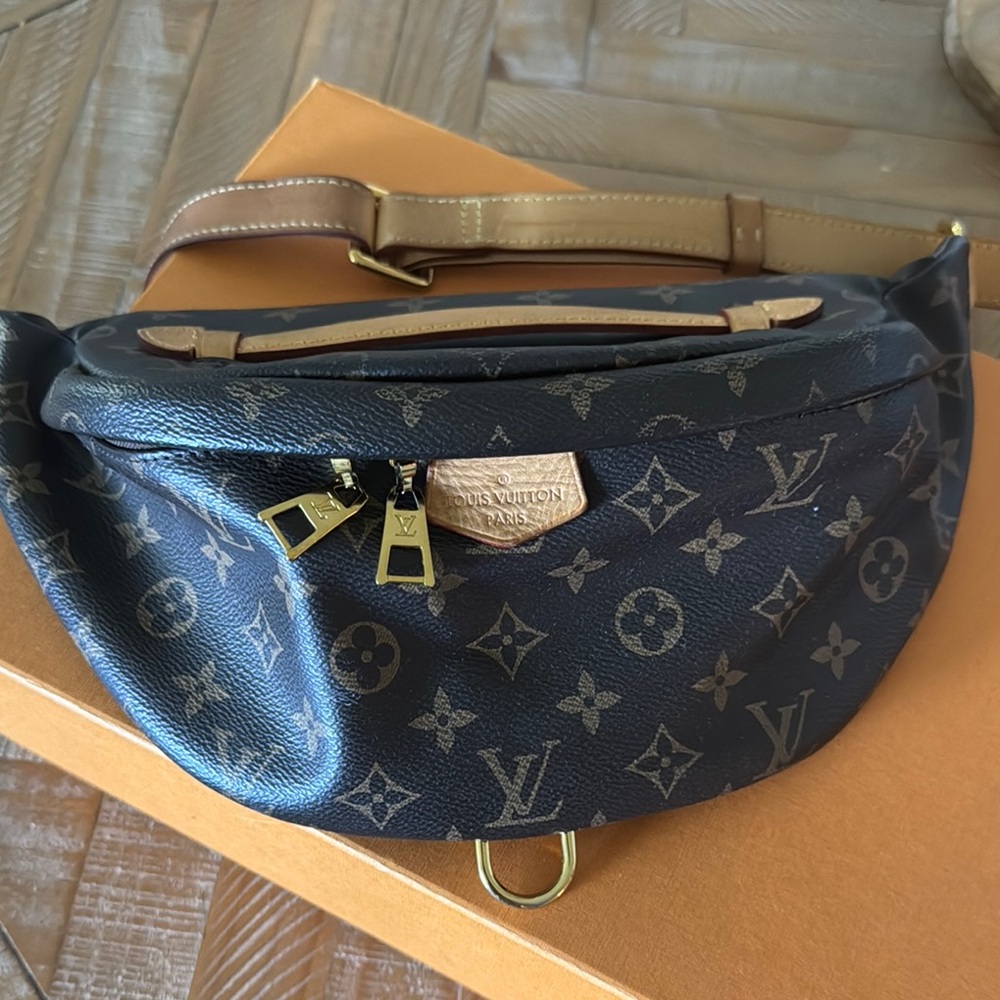 Louis Vuitton Monogram Bumbag